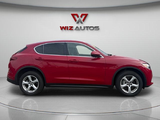 Used 2019 Alfa Romeo Stelvio AWD w/ Cold Weather Package image 6
