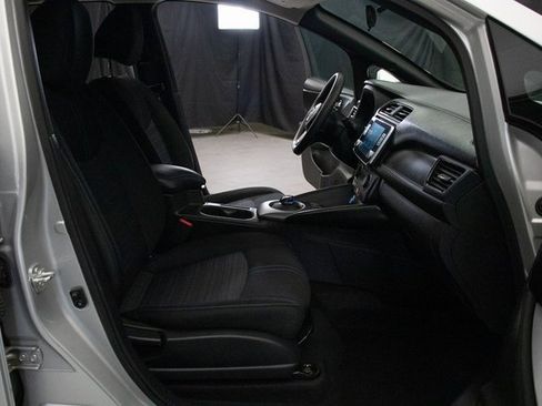 Used 2024 Nissan Leaf S image 16