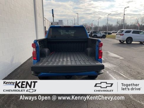 Used 2025 Chevrolet Silverado 1500 Custom image 7