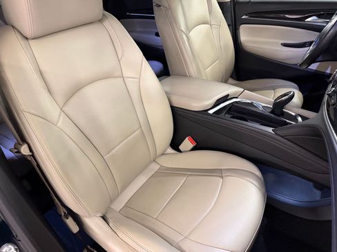Used 2019 Buick Enclave Essence AWD/4WD image 45