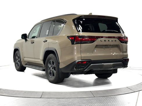 New 2025 Lexus LX 700h Overtrail image 10