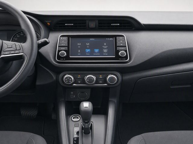 Used 2024 Nissan Kicks S FWD image 15