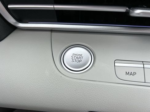 New 2026 Hyundai Elantra Limited FWD image 27