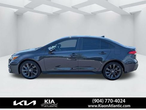 Used 2024 Toyota Corolla SE FWD image 6