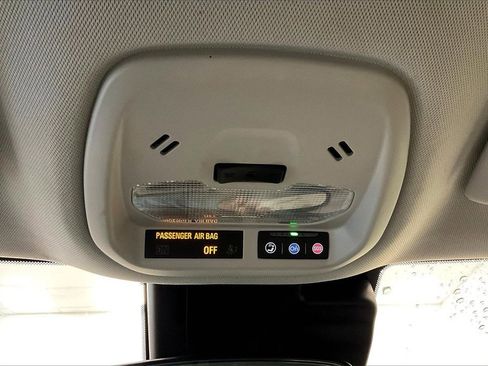 Used 2024 Chevrolet Trax LT image 24