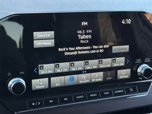 Used 2024 Mitsubishi Outlander SE image 19