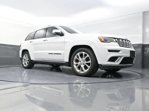 Used 2020 Jeep Grand Cherokee Summit w/ Skid Plate Group AWD/4WD image 19