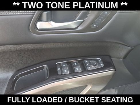 Used 2024 Nissan Pathfinder Platinum AWD/4WD image 12