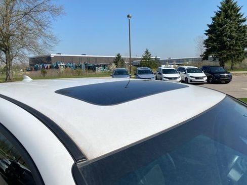 Used 2023 Honda Passport EX-L image 6