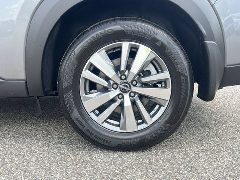 New 2026 Nissan Pathfinder SL FWD image 26