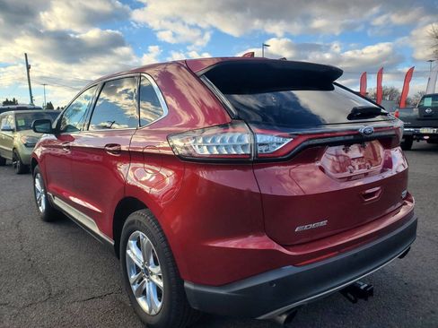 Used 2017 Ford Edge SEL w/ Equipment Group 201A image 3