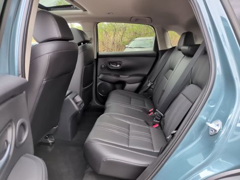 Used 2025 Honda HR-V EX-L image 9