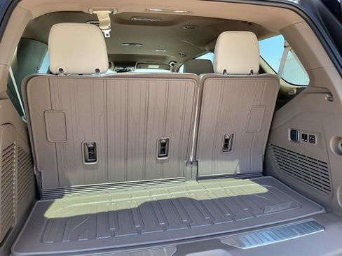 New 2026 GMC Yukon Denali AWD/4WD image 15