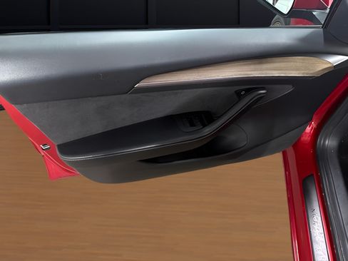 Used 2022 Tesla Model 3 RWD image 10