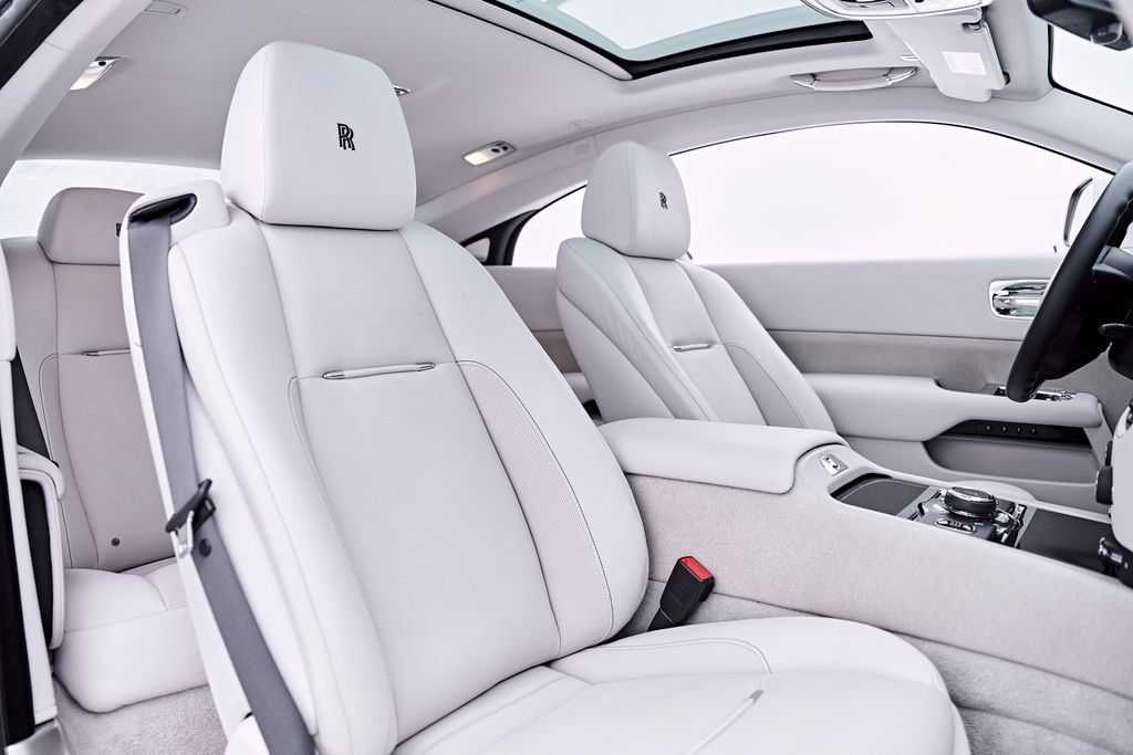 Used 2014 Rolls-Royce Wraith RWD image 46