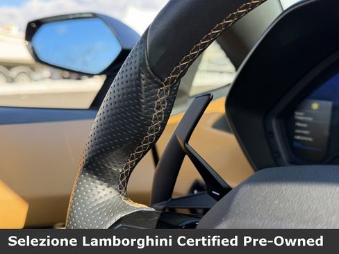 Used 2018 Lamborghini Aventador S image 48