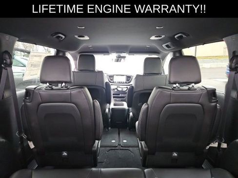 New 2026 Chrysler Voyager LX image 33