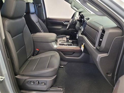 New 2026 GMC Sierra 1500 SLT w/ SLT Premium Plus Package image 14