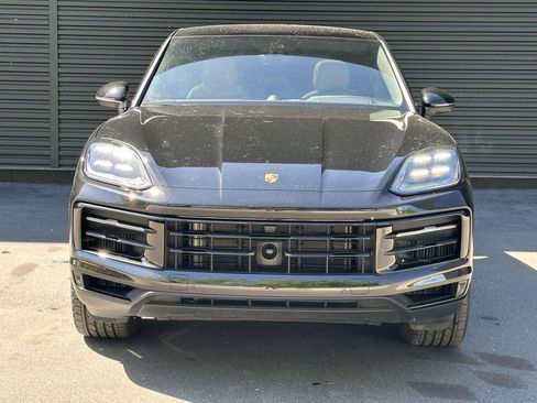 Certified 2026 Porsche Cayenne Coupe AWD/4WD image 8