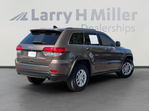Used 2020 Jeep Grand Cherokee Laredo RWD image 6