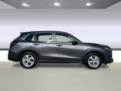 Certified 2023 Honda HR-V LX image 7