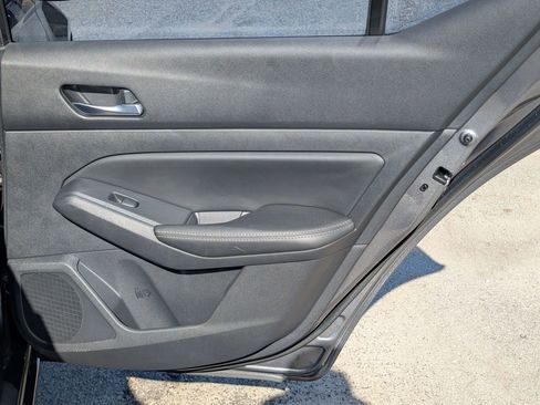 Used 2020 Nissan Altima 2.5 S w/ Driver Assist Package image 32