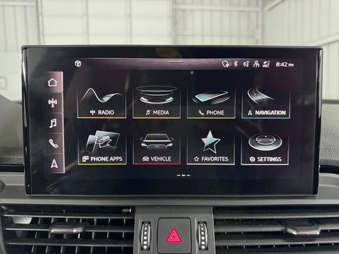 Used 2023 Audi SQ5 Premium Plus w/ Premium Plus Package AWD/4WD image 32