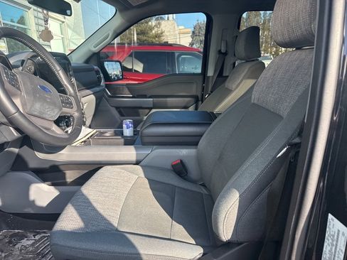 Used 2022 Ford F150 XLT w/ Equipment Group 302A High image 11