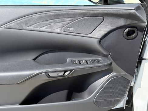 New 2026 Lexus RX 450h AWD image 18