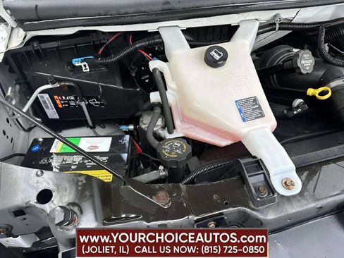 Used 2016 Chevrolet Express 2500 image 25