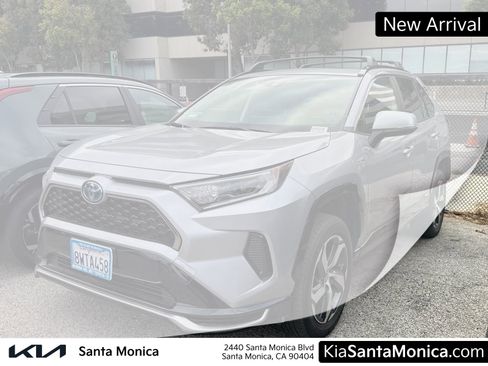 Used 2021 Toyota RAV4 SE w/ Weather & Moonroof Package AWD/4WD image 1