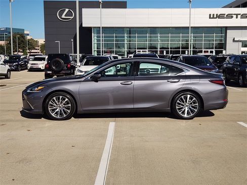 Used 2019 Lexus ES 350 image 4