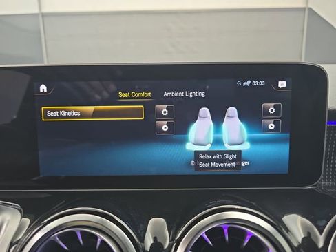 Used 2021 Mercedes-Benz GLB 250 w/ Premium Package image 15