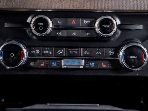 Used 2026 Ford F350 Platinum w/ Platinum Plus Package AWD/4WD image 33