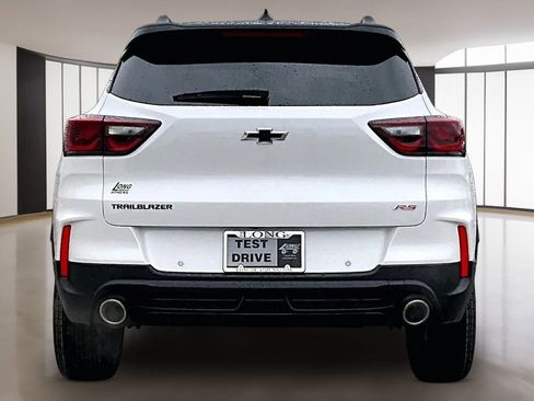 New 2026 Chevrolet TrailBlazer RS w/ Convenience Package FWD image 4