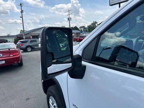 Used 2024 Chevrolet Silverado 2500 LT image 14