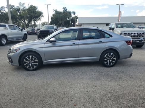 Used 2024 Volkswagen Jetta S image 6