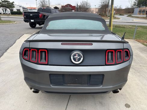 Used 2013 Ford Mustang Convertible image 6