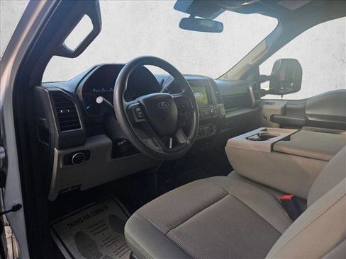 Used 2022 Ford F350 XL w/ Power Equipment Group image 10