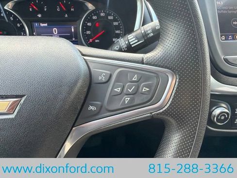Used 2022 Chevrolet Equinox LT FWD image 17