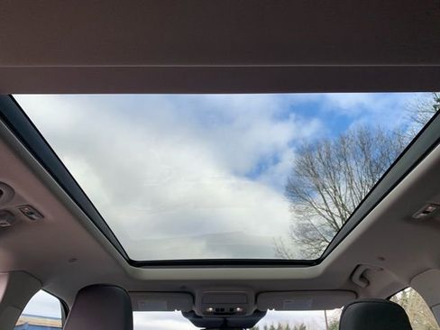 New 2026 Ford Explorer Active w/ Active Comfort Package image 12