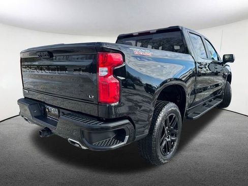 Used 2024 Chevrolet Silverado 1500 LT Trail Boss w/ Convenience Package II image 18