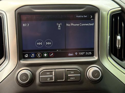Used 2019 Chevrolet Silverado 1500 RST w/ All-Star Edition AWD/4WD image 16