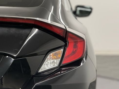 Used 2018 Honda Civic LX image 7