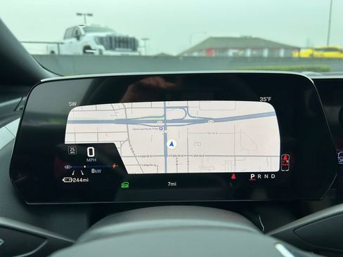 New 2026 Chevrolet Equinox EV LT w/ Comfort Package image 16