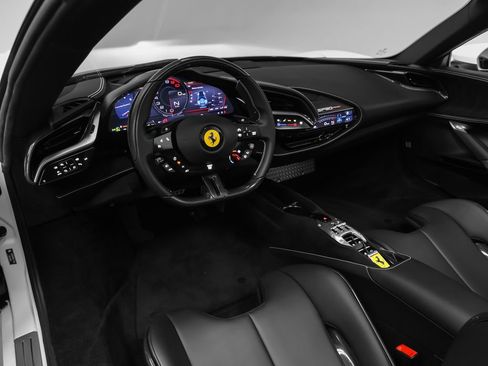 Certified 2024 Ferrari SF90 Spider AWD/4WD image 2