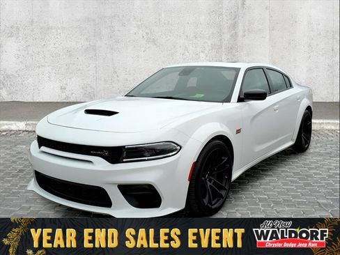 Used 2023 Dodge Charger Scat Pack image 5