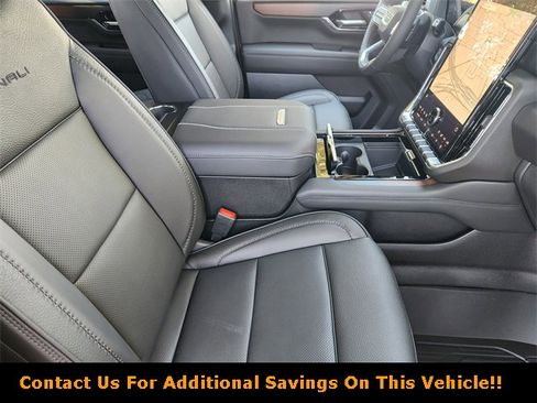 New 2026 GMC Yukon Denali w/ Sun & Power Step Package image 10