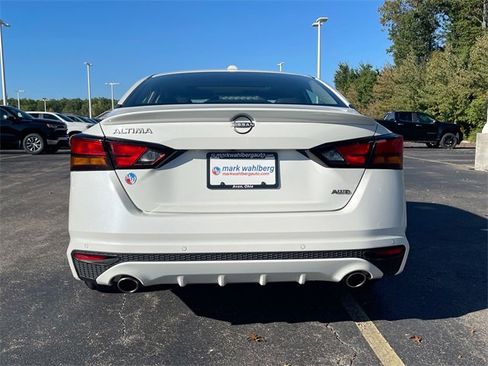 Used 2025 Nissan Altima 2.5 SV w/ SV Special Edition Package image 32