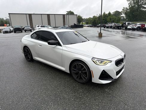 Used 2025 BMW M240i Coupe RWD image 11